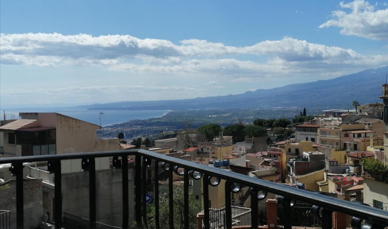 Morfeo B&B Taormina Eksteriør billede